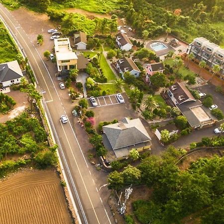 米尔沃公寓度假村 西归浦市 外观 照片